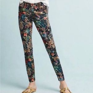 Anthropologie Pilcro Black Tropical Floral Mid Rise Cropped Jeans Size 32